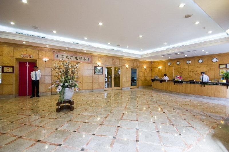 Oriental Hotel Tainan Exteriör bild
